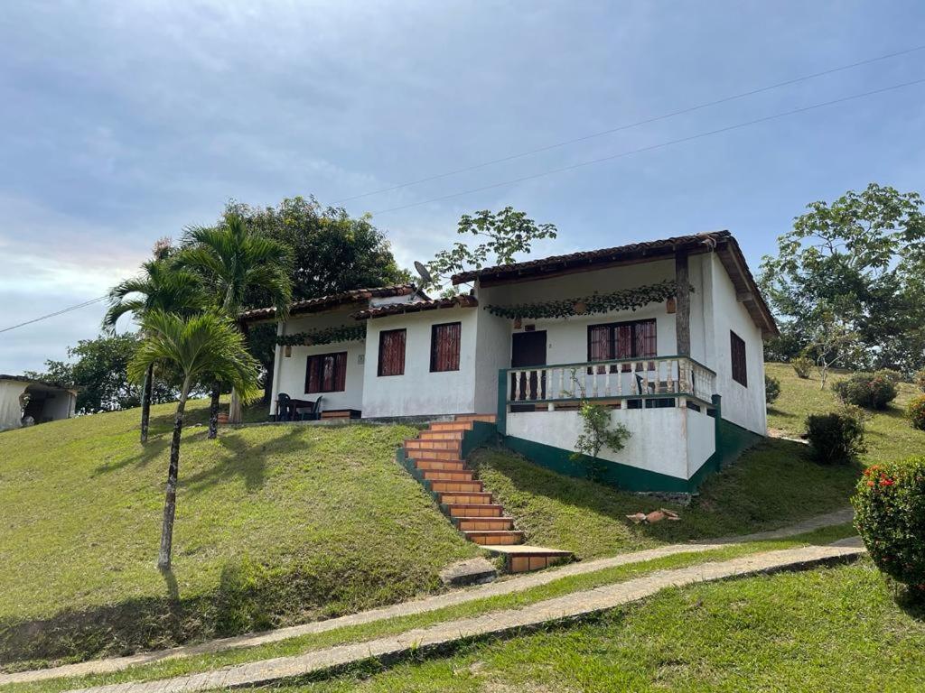 Hotel Candilejas Puerto Berrio 외부 사진